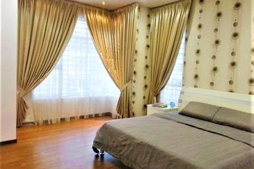 Damai Residence, Double Storey END LOT 27x70sqft (With 5 feet land), NICE RENOVATED, Gated Guarded