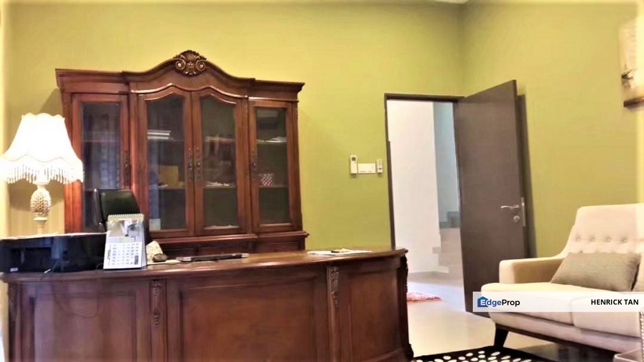 Kinrara Residences, 3-storey Superlink ENDLOT, 27x75sqft, Build up 4000sqft, Gated Guarded, Selangor, Bandar Kinrara Puchong