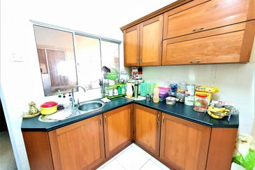 Kemuning Bayu, Double Storey House, 22x75sqft, Back Kitchen Fully Extended, Gated Guarded