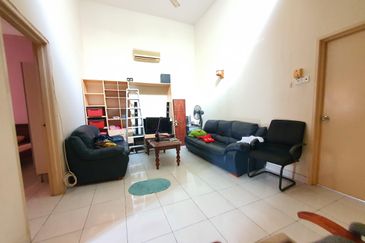 Kemuning Bayu, Double Storey House, 22x75sqft, Back Kitchen Fully Extended, Gated Guarded