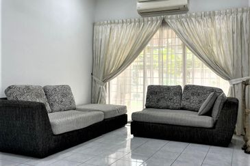 Anggerik Eria, 22x75sqft, Kitchen fully extended, Gated Guarded