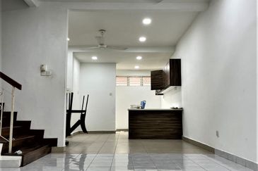 Anggerik Eria, 22x75sqft, Kitchen fully extended, Gated Guarded