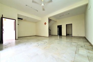 Anggerik Oncidium, Opposite No house, Double storey, 24x75sf