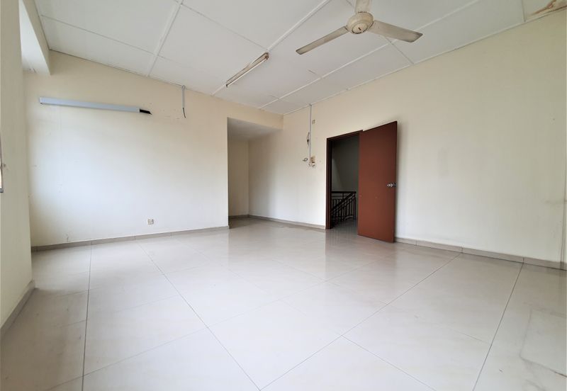 Anggerik Oncidium, Opposite No house, Double storey, 24x75sf