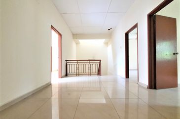 Anggerik Oncidium, Opposite No house, Double storey, 24x75sf