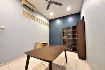 Kemuning Palma, 2 storey SEMI D, Modern Design Renovated, 35x70sqft, Build up 2800, Freehold