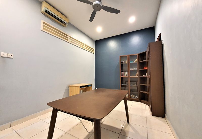 Kemuning Palma, 2 storey SEMI D, Modern Design Renovated, 35x70sqft, Build up 2800, Freehold