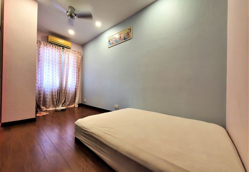 Kemuning Palma, 2 storey SEMI D, Modern Design Renovated, 35x70sqft, Build up 2800, Freehold