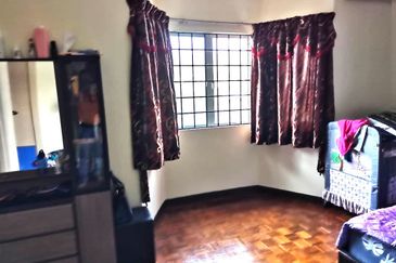 Double storey, 22x75 sqft, Renovated, Gated Guarded