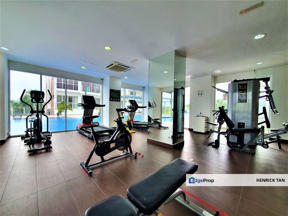 Duet Residence, Partly Furnished, 3 bedroom, 2 bathroom, 2 car parks, Selangor, Bandar Kinrara Puchong