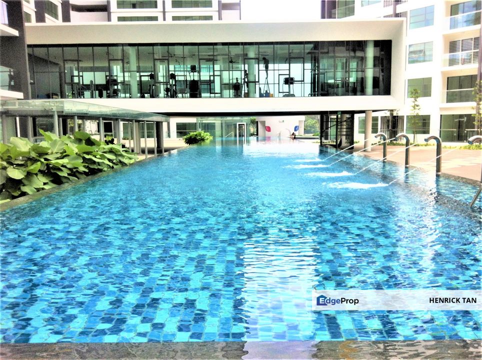 Nice Renovated, 1356sf, 2 car parks, Partly Furnish, Good Condition, Selangor, Seri Kembangan