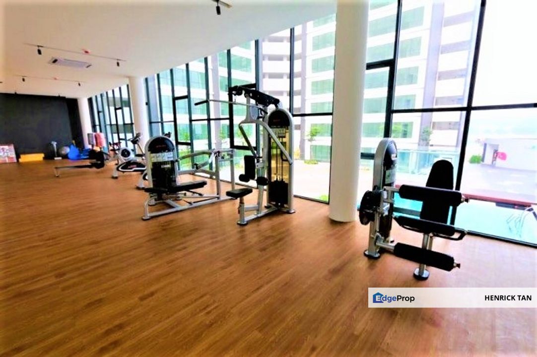 Nice Renovated, 1356sf, 2 car parks, Partly Furnish, Good Condition, Selangor, Seri Kembangan