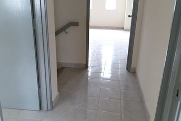 Kemuning Greenhills 3, Double Storey, Freehold, 18x55sqft, Gated Guarded