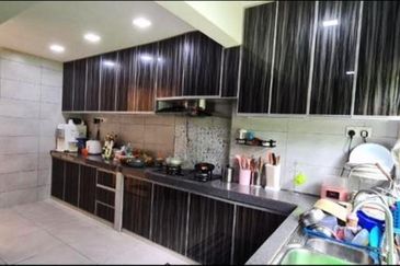 Kemuning Greenville, Double Storey, Kitchen fully extended, 18x60sqft, Gated Guarded