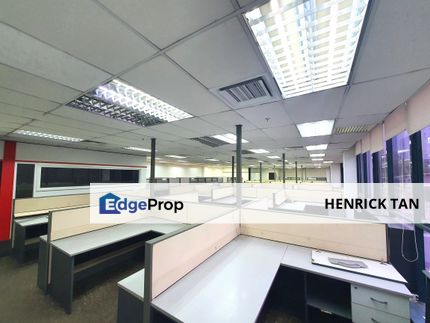 Facing main road, 5 Storey Office Building, With lift, Next to BRT, Selangor, Petaling Jaya