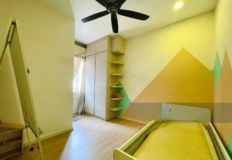 Renovated House, 22x70sqft, Build in dry and wet Kitchen Cabinet