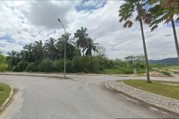 Anika @ Bandar Ainsdale