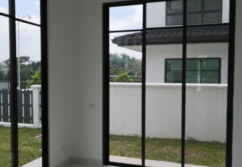 Tenderfields @ Eco Majestic