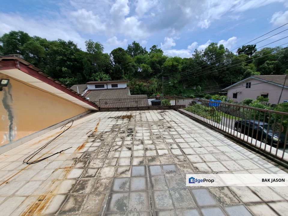 Corner house 1.5sty with extension, Selangor, Kajang