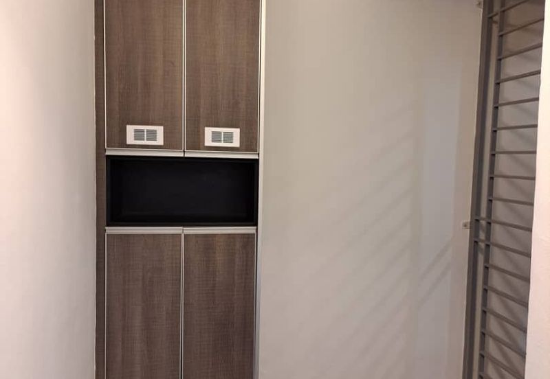 Rivercity Condominium