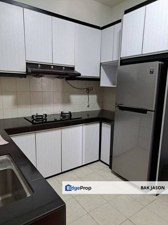 low floor, beside nsk shopping mall, and banks. walking distance to one of busiest commercial area, Kuala Lumpur, Jalan Ipoh