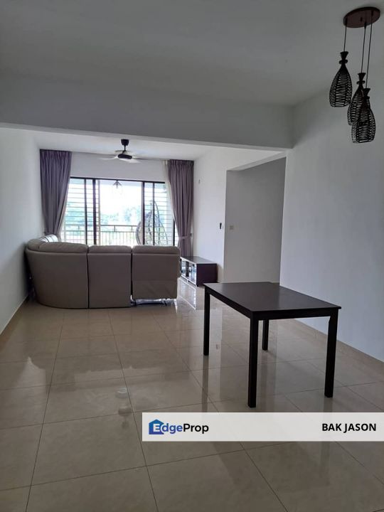 low floor, beside nsk shopping mall, and banks. walking distance to one of busiest commercial area, Kuala Lumpur, Jalan Ipoh