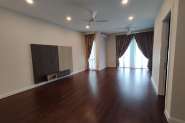 Corner Unit @ Serene Mont Kiara, Sri Hartamas