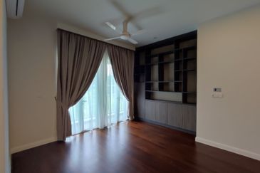 Corner Unit @ Serene Mont Kiara, Sri Hartamas