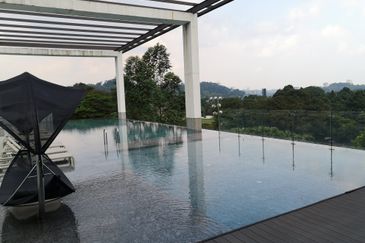 East Residence @ KLGCC