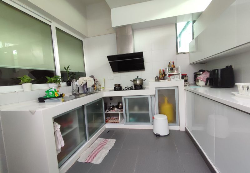 East Residence @ KLGCC