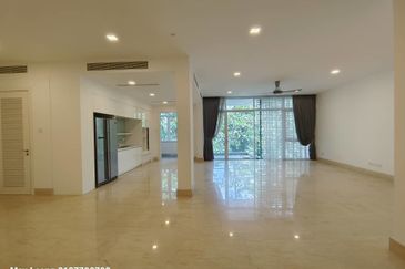 Kenny Hills Residence