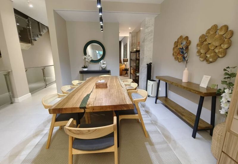 East Residence @ KLGCC