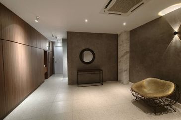 East Residence @ KLGCC