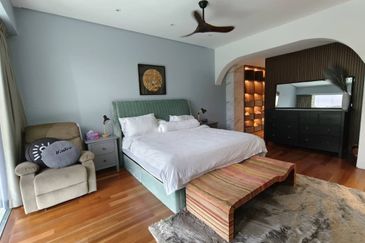 East Residence @ KLGCC