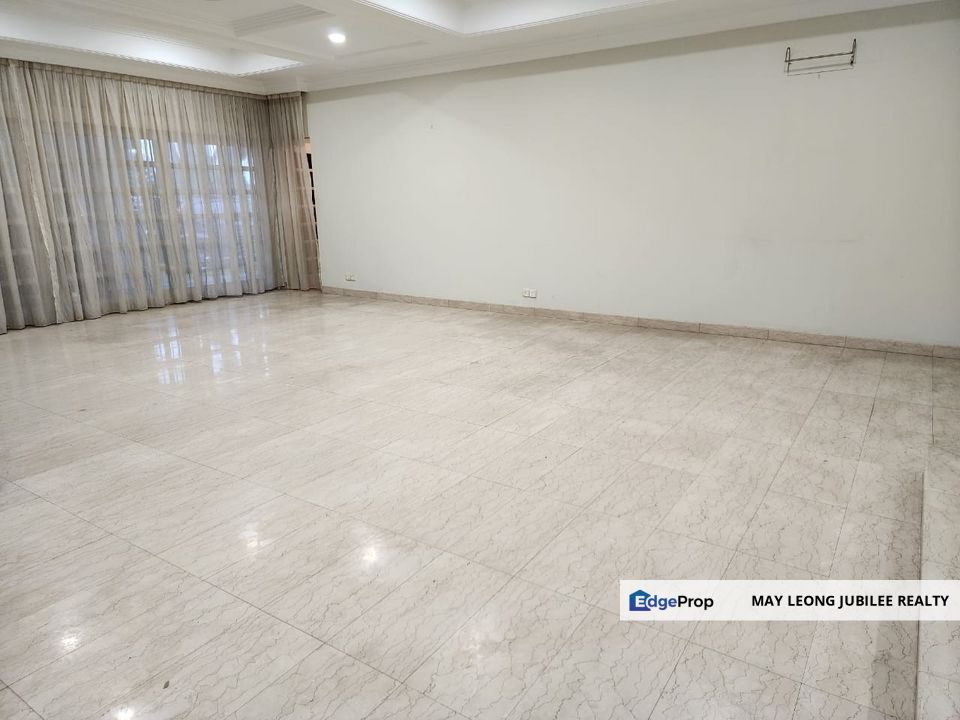 Shop lot at Bukit Pantai, Bangsar, Kuala Lumpur, Bangsar