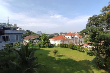 Bukit Tunku Bungalow For rent