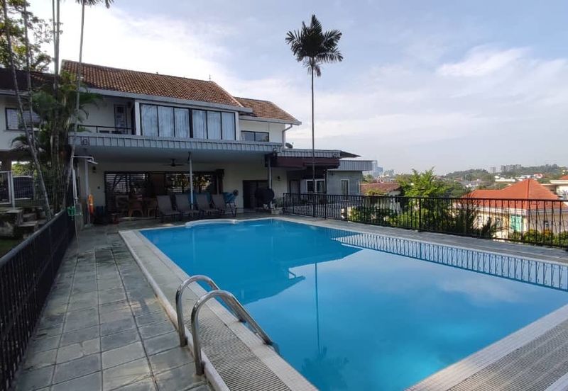 Bukit Tunku Bungalow For rent