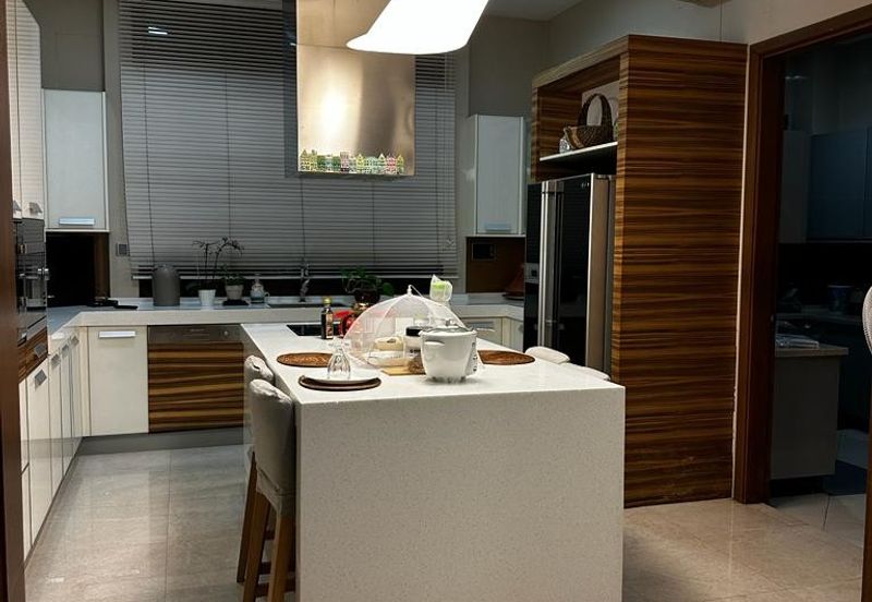 Tijani, Bukit Tunku bungalow for sale