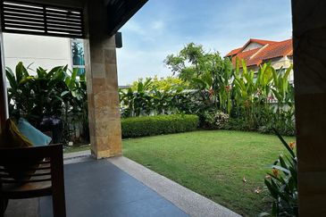 Tijani, Bukit Tunku bungalow for sale