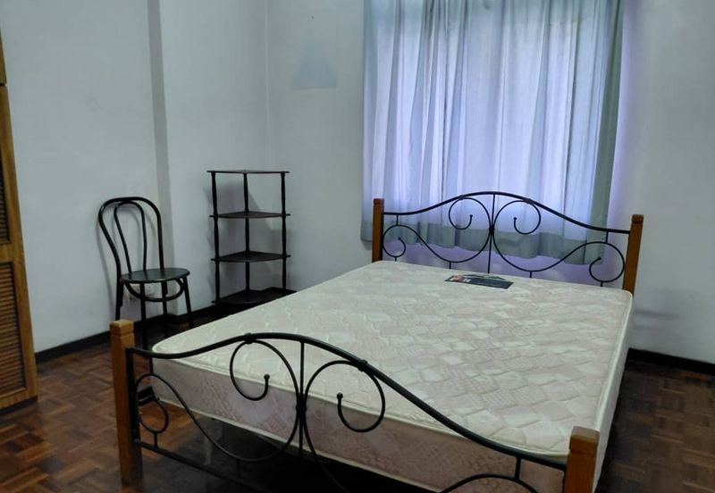 Taman Sri Bunga, Lengkok Nipah