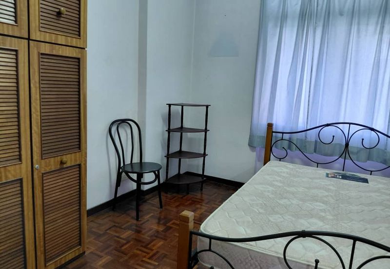 Taman Sri Bunga, Lengkok Nipah