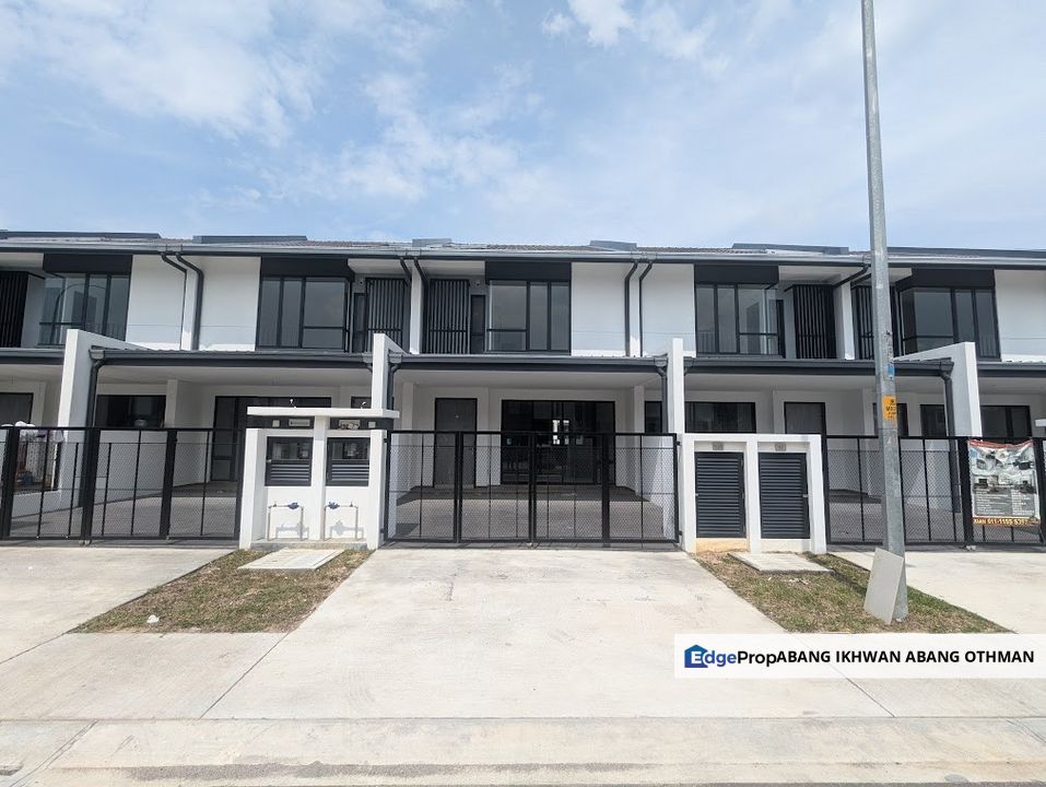 Beautiful 2 Story Nadira1 Bandar Bukit Raja, Klang, Selangor, Klang