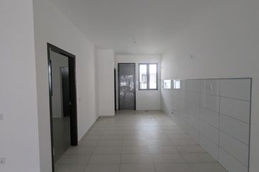 Beautiful 2 Story Nadira1 Bandar Bukit Raja, Klang