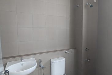 Beautiful 2 Story Nadira1 Bandar Bukit Raja, Klang