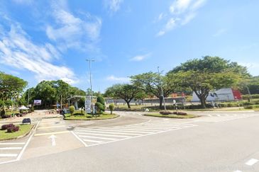 Cyberjaya, Menara Paragon@Pan'gaea, Ground Floor Shop Direct Face To Main Road, mutiara ville, tamarind square, cbd perdana, neo cyber, putrajaya,