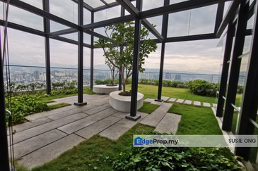 Aria Luxury Residence