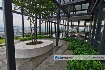 Aria Luxury Residence