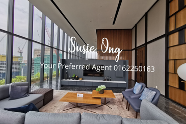 Aria Luxury Residence