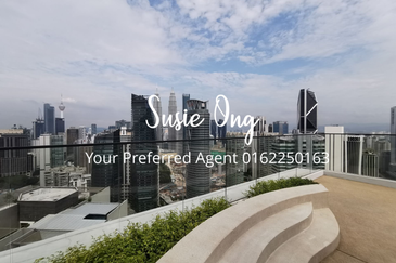 Aria Luxury Residence