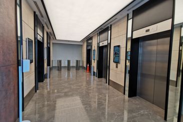 Menara HLX (formerly Menara HLA)